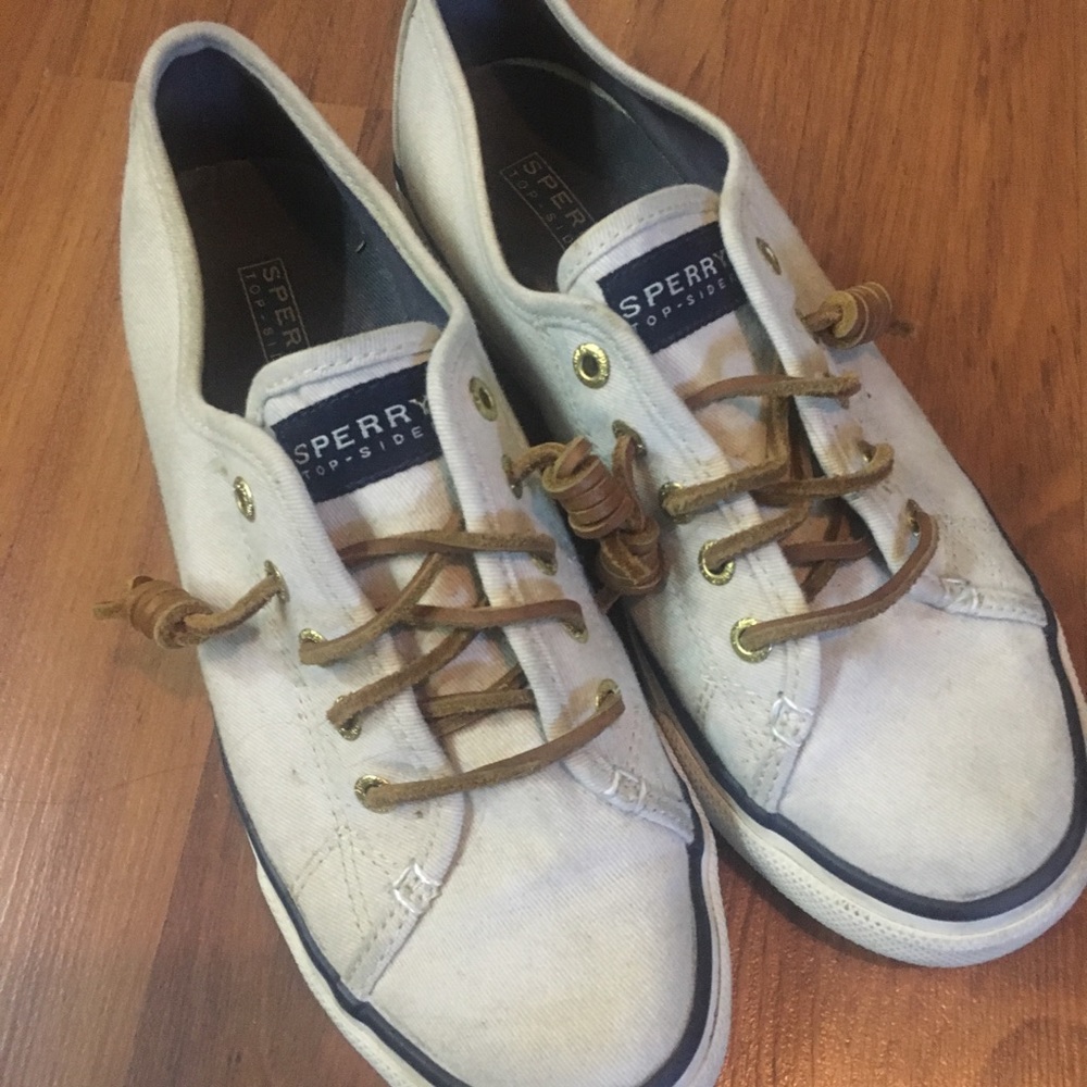 Sperry Top-Sider Cream and Navy